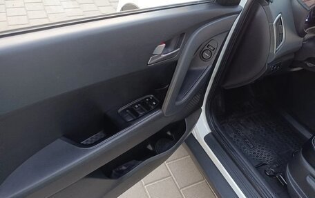 Hyundai Creta I рестайлинг, 2018 год, 1 750 000 рублей, 10 фотография