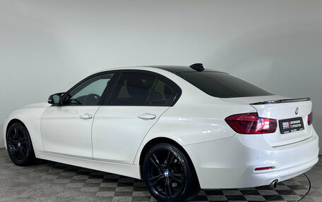 BMW 3 серия, 2018 год, 1 597 000 рублей, 6 фотография