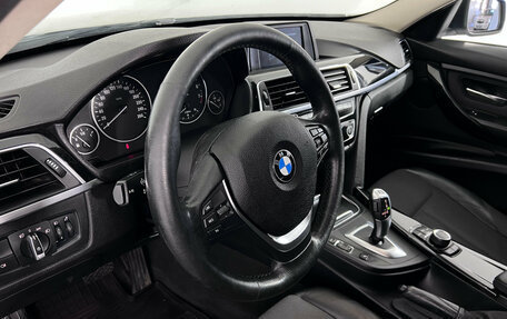 BMW 3 серия, 2018 год, 1 597 000 рублей, 9 фотография