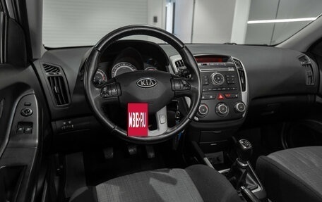 KIA cee'd I рестайлинг, 2010 год, 745 000 рублей, 7 фотография