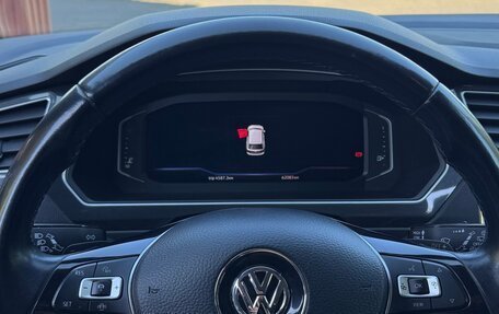 Volkswagen Tiguan II, 2019 год, 3 500 000 рублей, 6 фотография