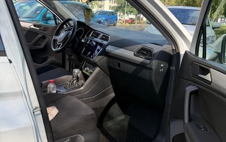 Volkswagen Tiguan II, 2020 год, 2 799 000 рублей, 11 фотография