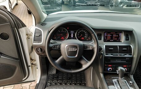 Audi Q7, 2011 год, 2 355 000 рублей, 28 фотография