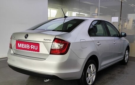 Skoda Rapid I, 2017 год, 1 399 000 рублей, 6 фотография