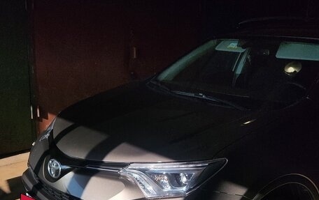 Toyota RAV4, 2018 год, 2 400 000 рублей, 29 фотография