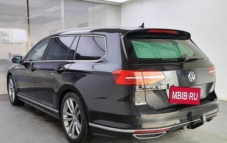 Volkswagen Passat B8 рестайлинг, 2016 год, 1 490 000 рублей, 8 фотография