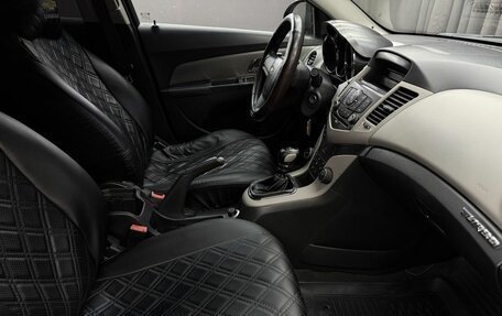 Chevrolet Cruze II, 2012 год, 599 777 рублей, 13 фотография