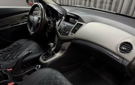 Chevrolet Cruze II, 2012 год, 599 777 рублей, 14 фотография