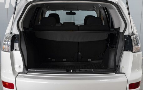 Mitsubishi Outlander III рестайлинг 3, 2008 год, 1 200 000 рублей, 18 фотография