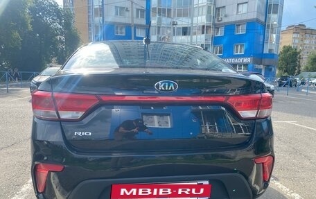 KIA Rio IV, 2017 год, 1 380 000 рублей, 4 фотография