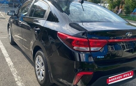 KIA Rio IV, 2017 год, 1 380 000 рублей, 9 фотография