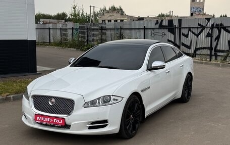 Jaguar XJ IV (X351), 2015 год, 2 100 000 рублей, 1 фотография