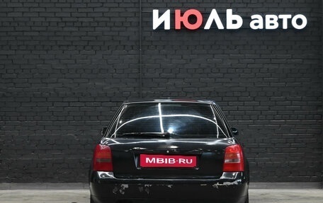 Audi A4, 1999 год, 365 000 рублей, 5 фотография