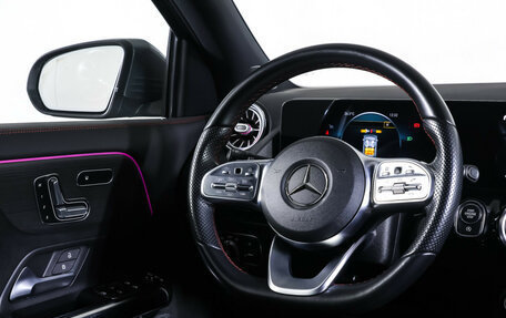 Mercedes-Benz GLA, 2020 год, 3 838 000 рублей, 13 фотография