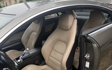 Mercedes-Benz E-Класс, 2011 год, 1 050 000 рублей, 16 фотография