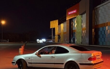 Mercedes-Benz CLK-Класс, 1998 год, 329 000 рублей, 4 фотография