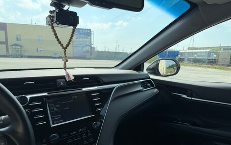 Toyota Camry, 2020 год, 3 100 000 рублей, 13 фотография