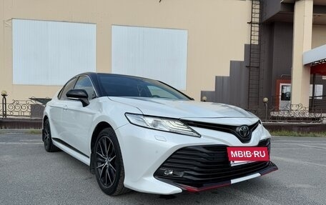 Toyota Camry, 2020 год, 3 100 000 рублей, 5 фотография