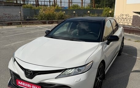 Toyota Camry, 2020 год, 3 100 000 рублей, 11 фотография