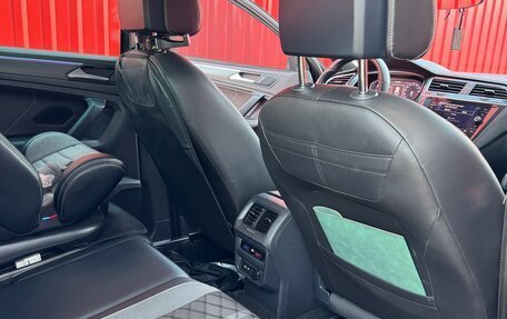 Volkswagen Tiguan II, 2021 год, 3 150 000 рублей, 13 фотография