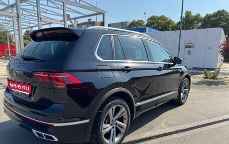 Volkswagen Tiguan II, 2021 год, 3 150 000 рублей, 24 фотография