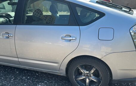 Toyota Prius, 2008 год, 600 000 рублей, 10 фотография