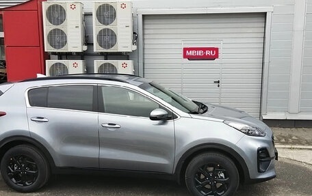 KIA Sportage IV рестайлинг, 2021 год, 2 350 000 рублей, 2 фотография