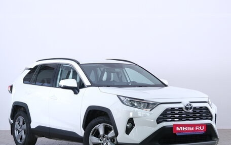 Toyota RAV4, 2021 год, 3 799 000 рублей, 2 фотография