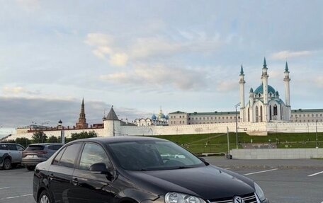 Volkswagen Jetta VI, 2010 год, 545 000 рублей, 2 фотография