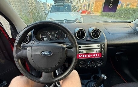 Ford Fiesta, 2005 год, 300 000 рублей, 5 фотография