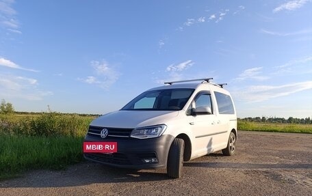 Volkswagen Caddy IV, 2016 год, 1 580 000 рублей, 2 фотография