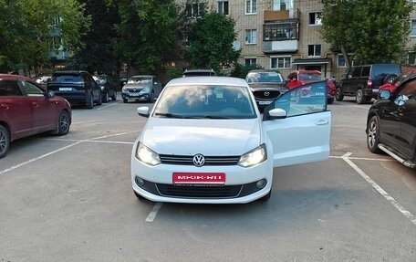 Volkswagen Polo VI (EU Market), 2013 год, 870 000 рублей, 2 фотография