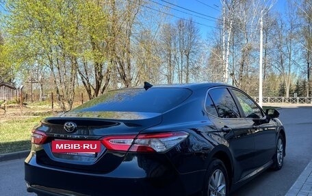 Toyota Camry, 2018 год, 2 150 000 рублей, 4 фотография