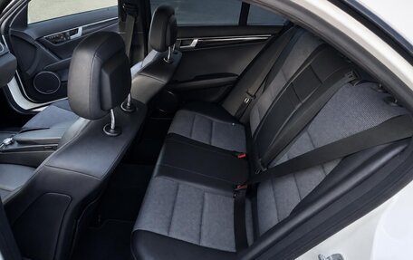 Mercedes-Benz C-Класс, 2013 год, 2 500 000 рублей, 21 фотография