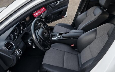 Mercedes-Benz C-Класс, 2013 год, 2 500 000 рублей, 17 фотография
