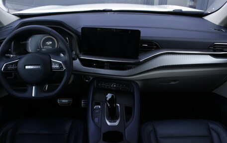 Haval F7 I, 2024 год, 2 210 000 рублей, 10 фотография