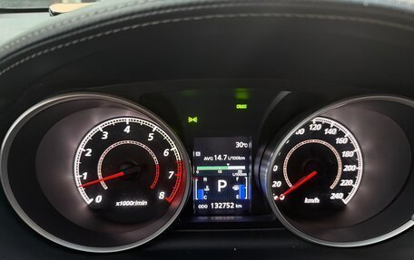 Mitsubishi Outlander III рестайлинг 3, 2010 год, 1 150 000 рублей, 6 фотография