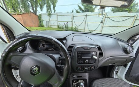 Renault Kaptur I рестайлинг, 2016 год, 1 200 000 рублей, 13 фотография