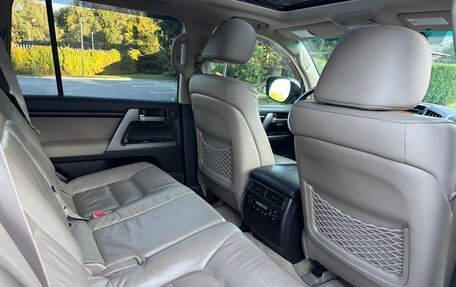 Toyota Land Cruiser 200, 2011 год, 2 990 000 рублей, 11 фотография