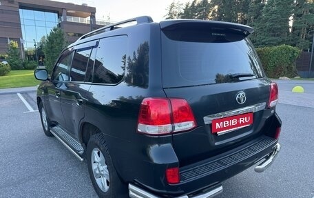 Toyota Land Cruiser 200, 2011 год, 2 990 000 рублей, 6 фотография