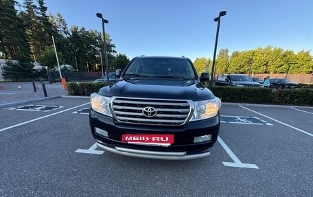 Toyota Land Cruiser 200, 2011 год, 2 990 000 рублей, 2 фотография