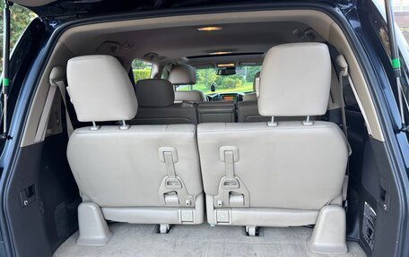 Toyota Land Cruiser 200, 2011 год, 2 990 000 рублей, 16 фотография