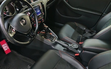 Volkswagen Jetta VI, 2017 год, 1 250 000 рублей, 9 фотография