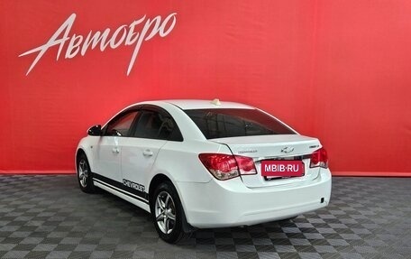 Chevrolet Cruze II, 2011 год, 499 000 рублей, 3 фотография