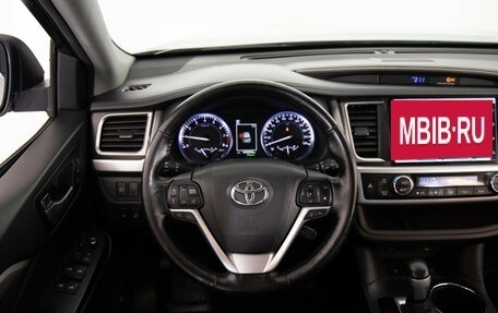 Toyota Highlander III, 2016 год, 3 399 000 рублей, 11 фотография