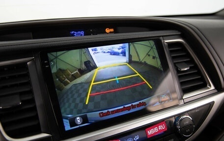 Toyota Highlander III, 2016 год, 3 399 000 рублей, 17 фотография
