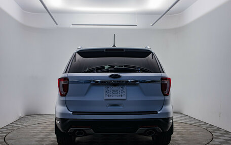 Ford Explorer VI, 2018 год, 3 175 000 рублей, 7 фотография