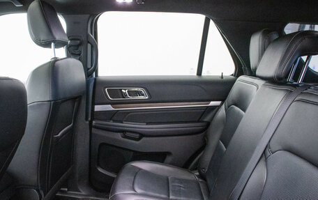 Ford Explorer VI, 2018 год, 3 175 000 рублей, 12 фотография