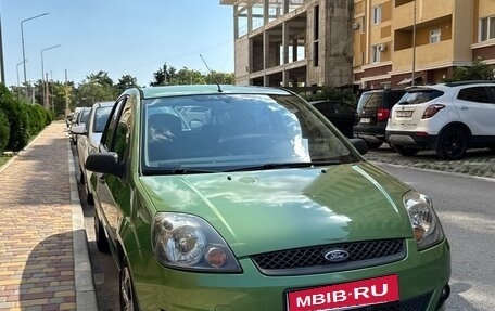 Ford Fiesta, 2006 год, 515 000 рублей, 1 фотография