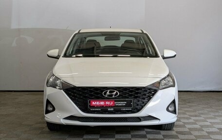 Hyundai Solaris II рестайлинг, 2022 год, 1 645 000 рублей, 2 фотография